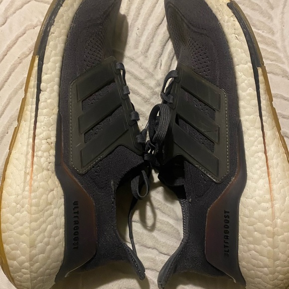 Adidas Ultraboost Men\'s Gray and Cream Athletic Shoes main image 12